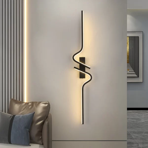 Modern and Minimalist LED Wall Lamp - Image 2