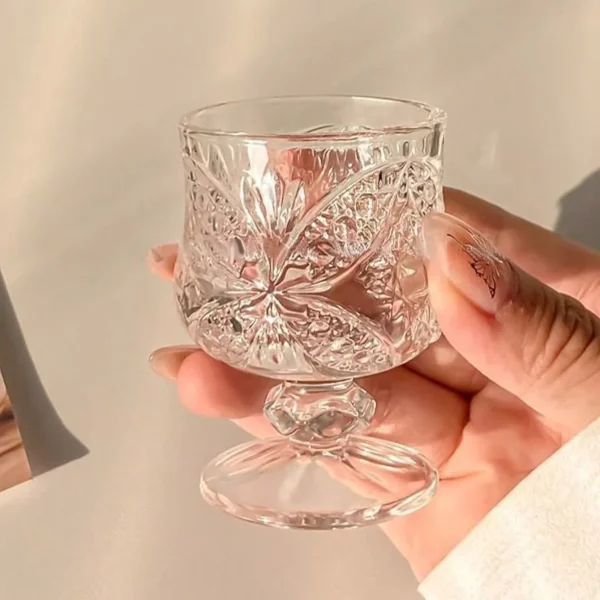 6pcs Vintage Wine Glass Set Butterfly Carved Cups Shot Glass European Engraved Cup Mini Cups Drinkware Gifts Home Accessories